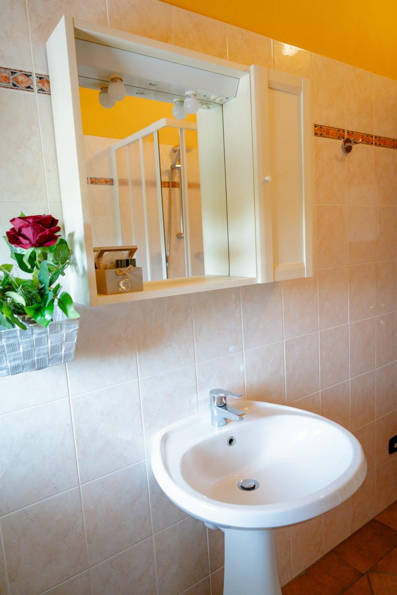 L'Antico Gabbiano B&B Сан-Кашіано-ін-Валь-ді-Пеза Екстер'єр фото